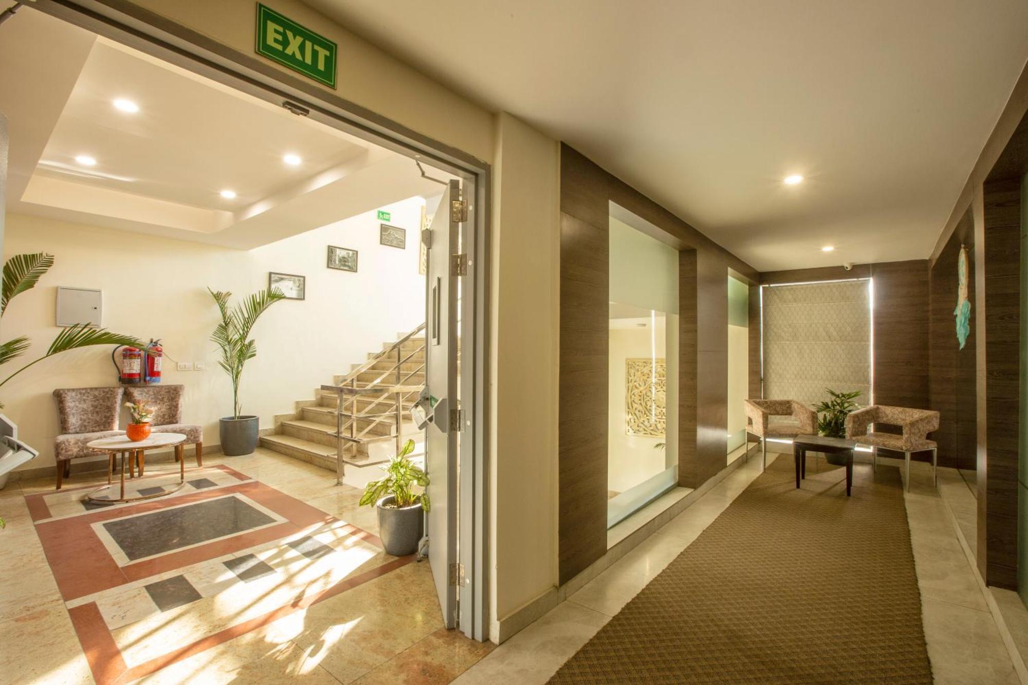 ניו דלהי Hotel Prithvi Palace Igi Airport Delhi מראה חיצוני תמונה