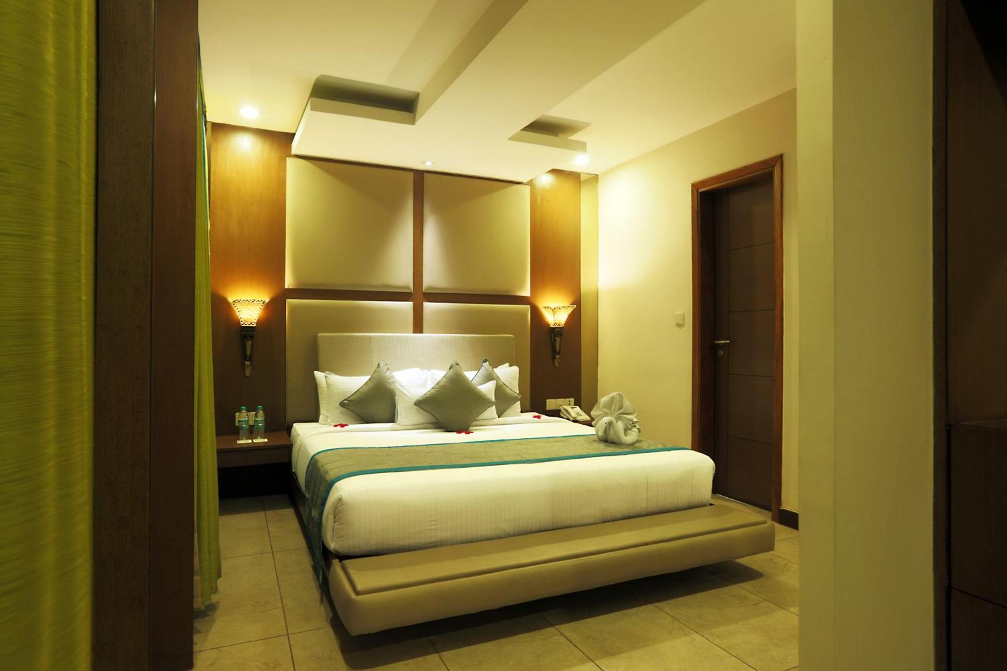 ניו דלהי Hotel Prithvi Palace Igi Airport Delhi מראה חיצוני תמונה
