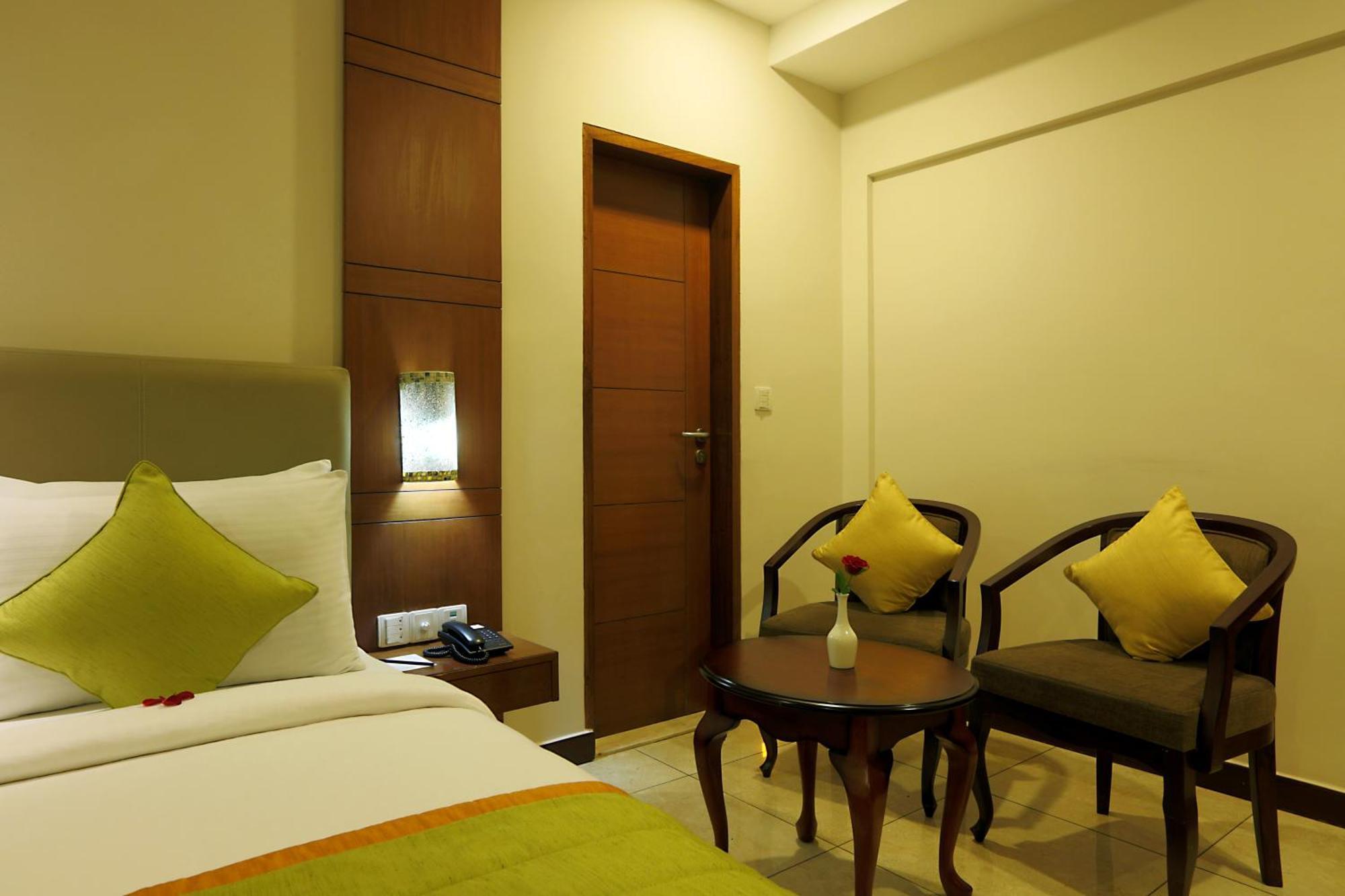 ניו דלהי Hotel Prithvi Palace Igi Airport Delhi מראה חיצוני תמונה