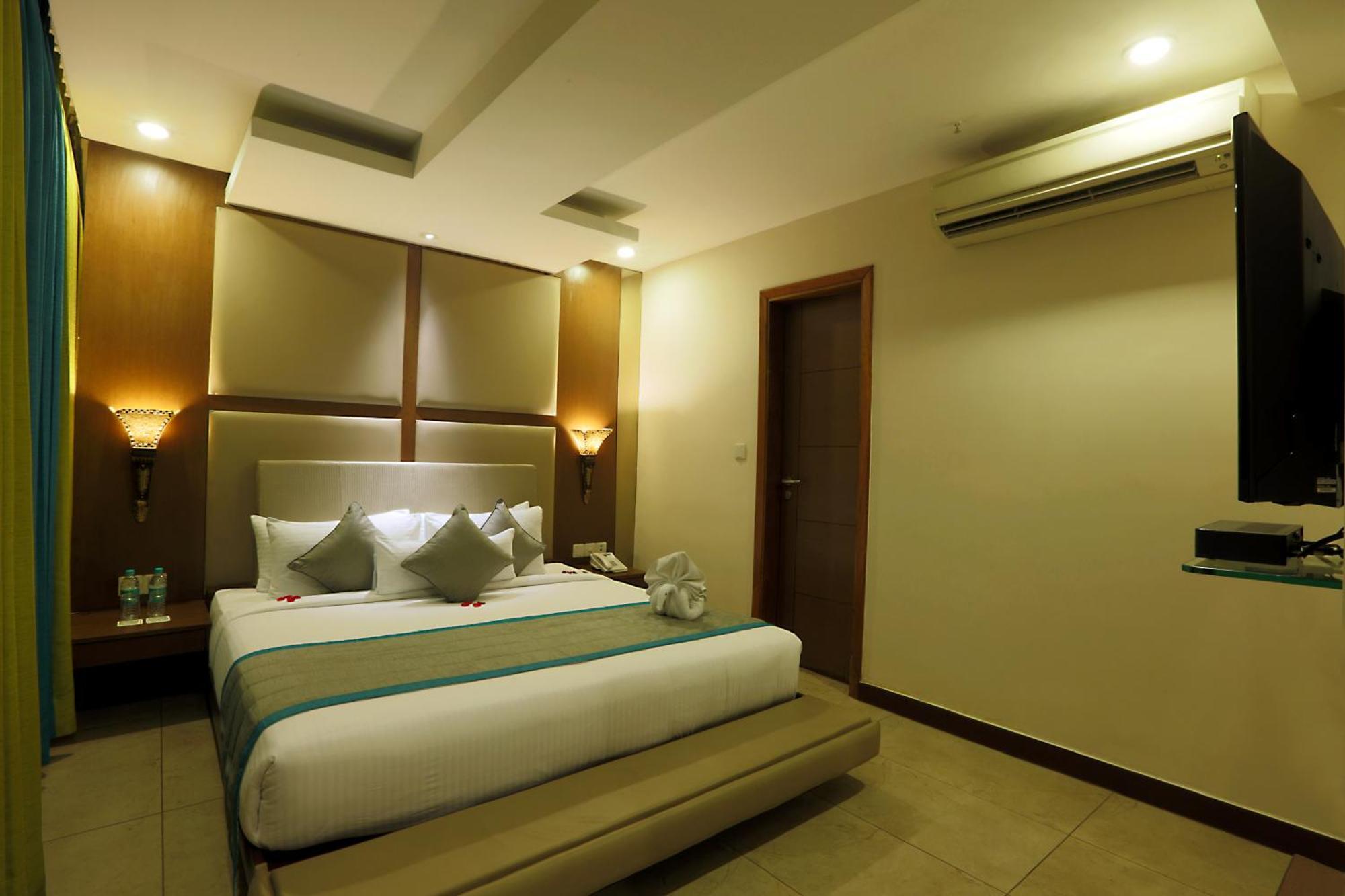 ניו דלהי Hotel Prithvi Palace Igi Airport Delhi מראה חיצוני תמונה