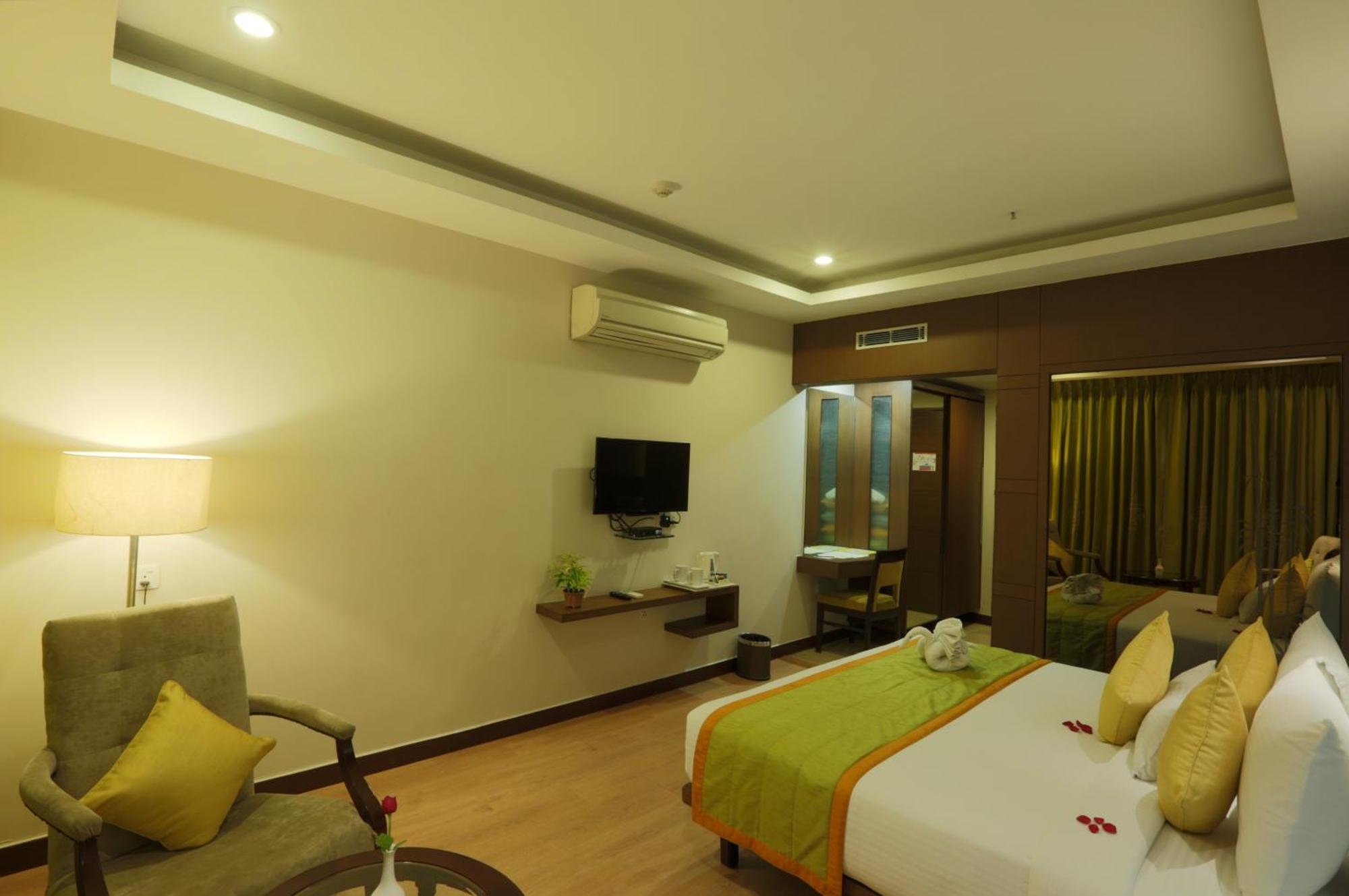 ניו דלהי Hotel Prithvi Palace Igi Airport Delhi מראה חיצוני תמונה