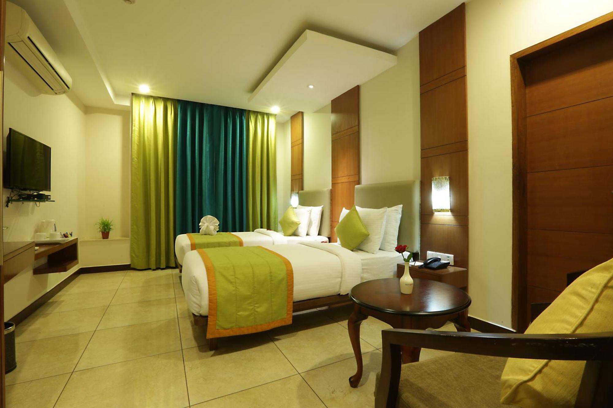 ניו דלהי Hotel Prithvi Palace Igi Airport Delhi מראה חיצוני תמונה